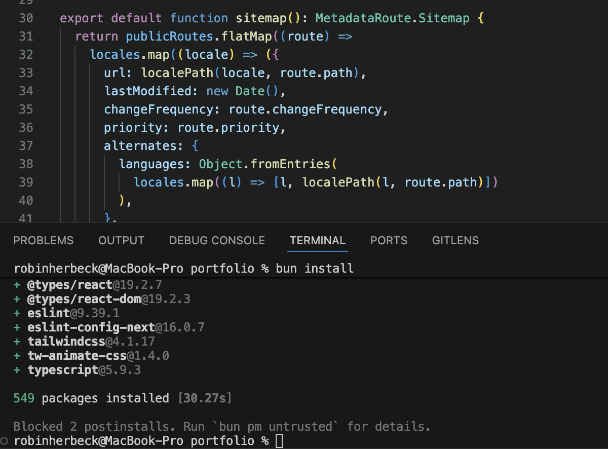 Terminal mit npm install und Sitemap-Generierung, automatischer Build-Prozess des Portfolios